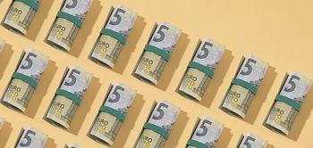 5-Euro-Scheine gerollt