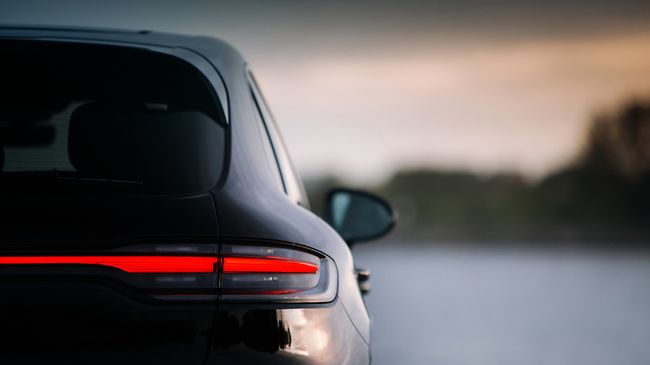 Porsche Macan mit LED-Rückleuchte