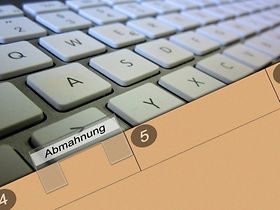 Abmahnung Tastatur Ordner