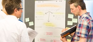 Weiterbildung: Mitarbeiter lernen von internen Trainern 