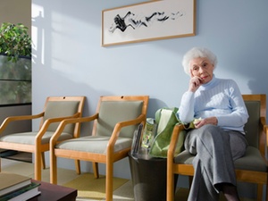 Hilfe für Demenzkranke: Kassen treiben neue Pflegereform voran