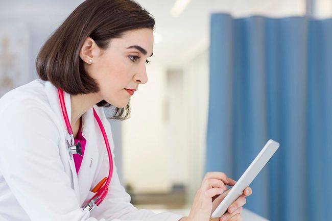 Kann Mein Arbeitgeber Mich Zwingen Zum Betriebsarzt Zu Gehen Arbeitsmedizinische Betreuung: Online zum Betriebsarzt gehen