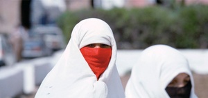 Colours of law: Zum Verbot religiöser Kopfbedeckungen