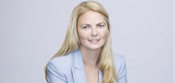 Ana Crsitina Grohnert EY bunt