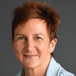 Dipl.-Bw. (FH) Angela Hamatschek