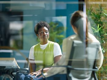 Arbeitskollegen während einem Meeting