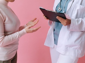 Arzt Doktor Sprechstunde Krankschreibung