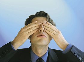 Augen zu
