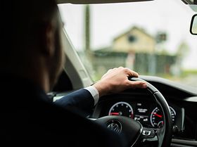 Auto Firmenwagen autofahren business Außendienst Termin