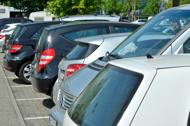 BGH: Fahrzeughalter muss Falschparker verraten, Immobilien