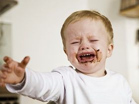 Baby Kleinkind schreit