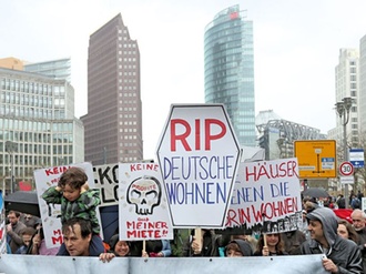 Berlin Demo gegen Deutsche Wohnen Miete