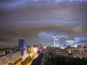 Berlin Sturm Gewitter Alex Drama