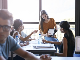 Besprechung, Büro, Tablet