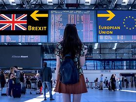 Brexit: Großbritannien oder EU am Flughafen