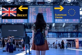 Brexit: Großbritannien oder EU am Flughafen