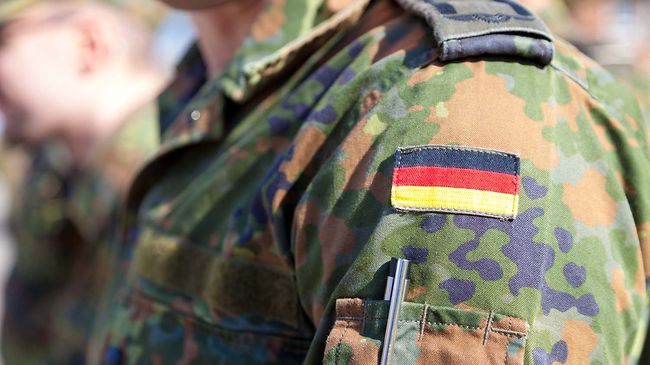 Bundeswehr_Uniform_Flagge