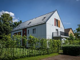BWB und Dena: Sanierte Mehrfamilienhäuser