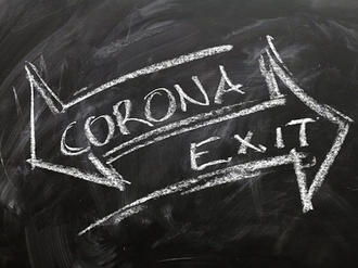 Corona Exit Kreide Tafel