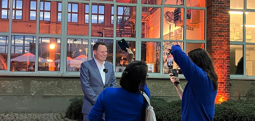 Corporate Influencing Live