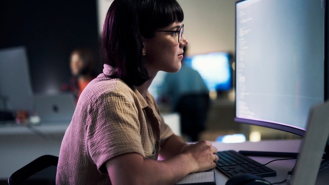 Curved Monitore: Ergonomische Vorteile für den Arbeitsalltag?