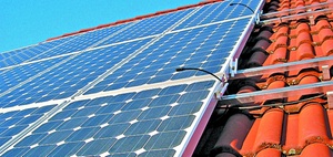 Dacharbeiten zur Errichtung einer Fotovoltaik-Anlage, Steuern