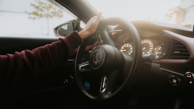 Pauschale Freistellungsklausel im Arbeitsvertrag ist unzulässig