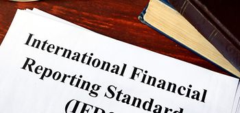 Dokument International Financial Reporting Standads IFRS