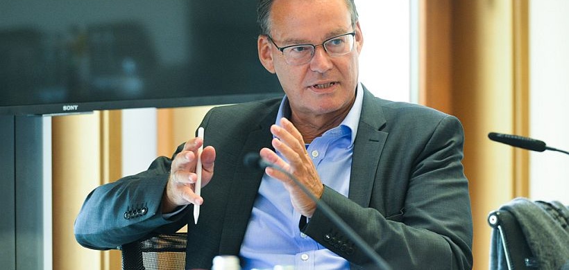 Axel Gedaschko beim DW-Expertengespräch