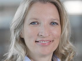 Esther Löb