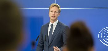 EU Press conference CO2 emissions for cars and vans