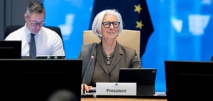 EZB hält den für Kredite wichtigen Einlagenzins stabil