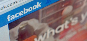 Wegen Bruch des Kontaktverbotes über Facebook zurück in den Knast