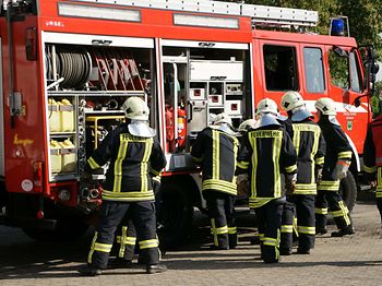 Feuerwehr_Einsatzfahrzeug_Löschfahrzeug