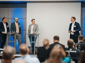 FK RepK Podiumsdiskussion Titelbild Serienbeitrag