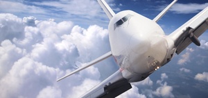 Airlines dürfen keine Sondergebühr bei Flugstornierung verlangen