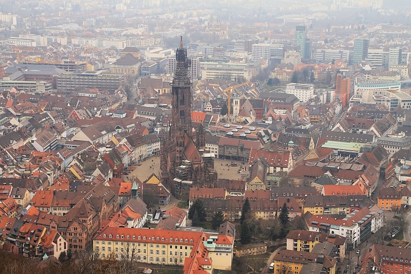 Freiburg Skyline/Freiburg von oben - Blick aufs Münster