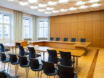 Gerichte Behoerden Bundesfinanzhof Sitzungssaal