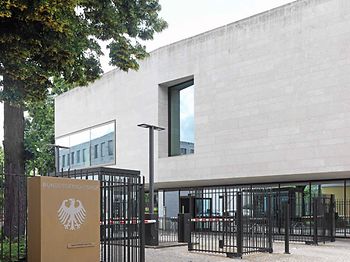 Gerichte_Behoerden_Bundesgerichtshof_Eingang