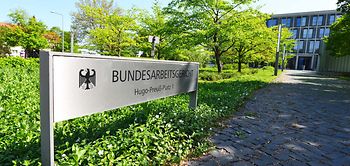 Gerichte_und_Richter_Bundesarbeitsgericht_Aussenansicht