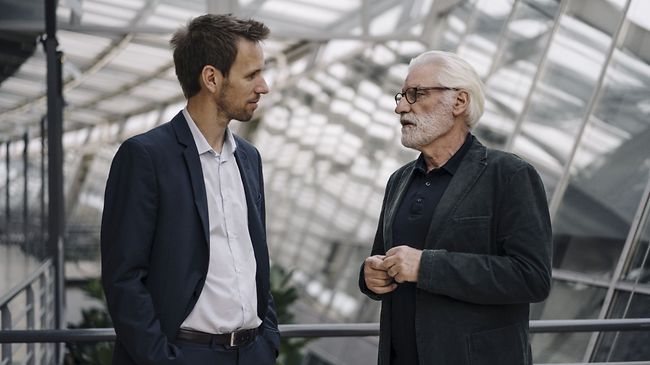 Geschäftsmänner unterhalten sich