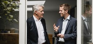Gespräch zwischen zwei Männern