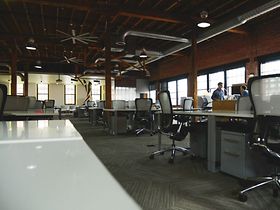 Großraumbüro Desk-Sharing