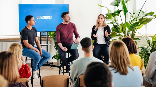 Betriebliche Fortbildung hinkt den Erwartungen der Mitarbeitenden oft hinterher
