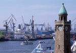 Hamburg, Hafen mit Landungsbrücken, Deutschland