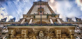 Hamburg Rathaus Drama-Himmel