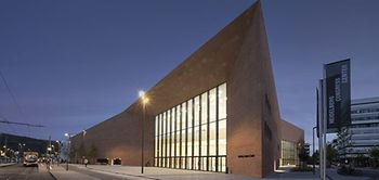 HCC Heidelberger Congress Center - Abendstimmung