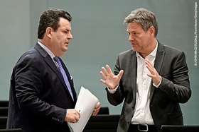 Arbeitsminister Hubertus Heil (SPD) und Wirtschaftsminister Robert Habeck (die Grünen) 
