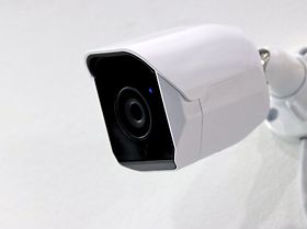 Kamera Überwachung Überwachungskamera Großaufnahme weiß