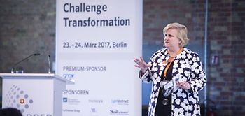 Katharina Heuer auf DGFP-Mitgliederversammlung